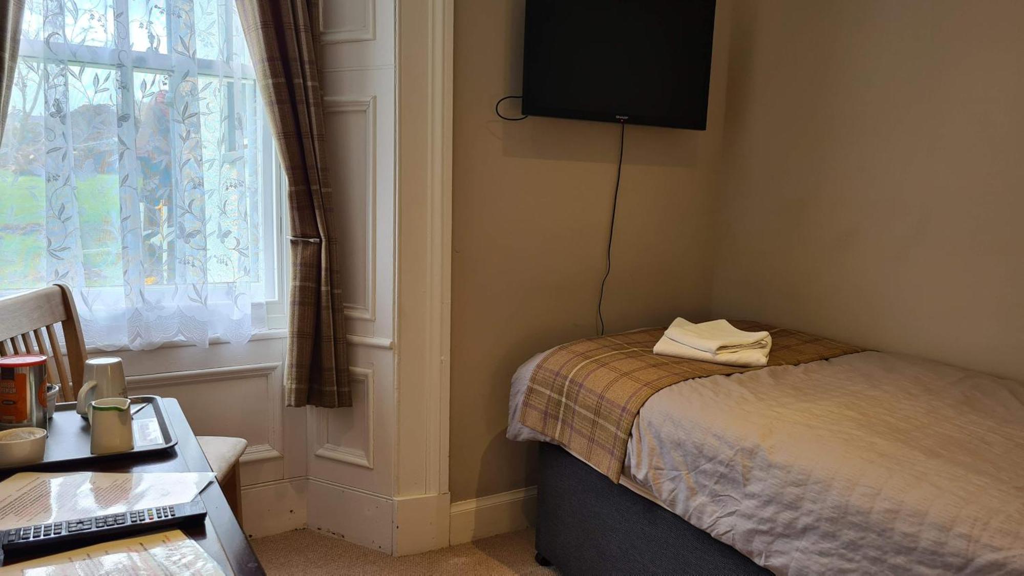 Glenisla Hotel Blairgowrie and Rattray Экстерьер фото