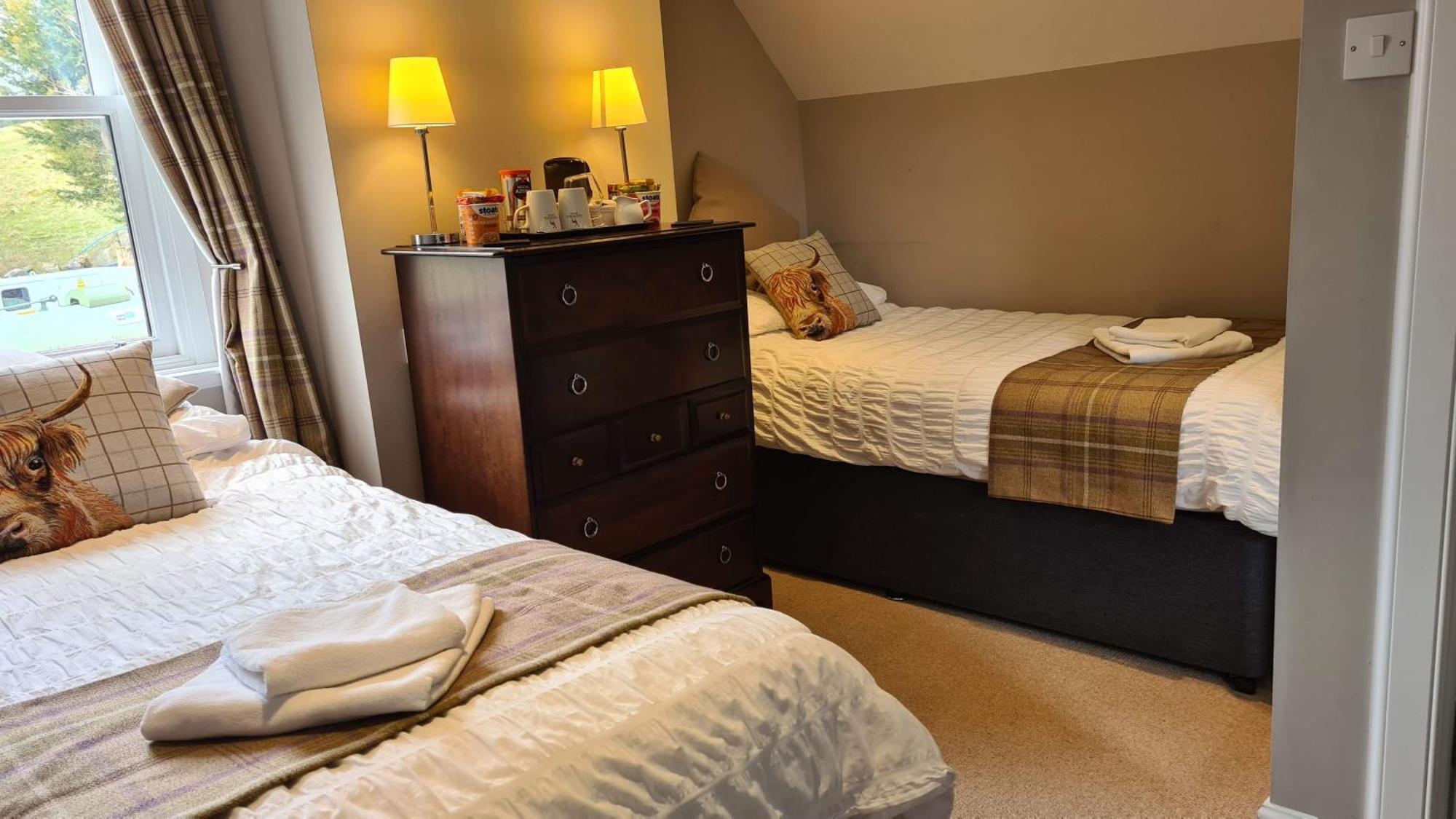 Glenisla Hotel Blairgowrie and Rattray Экстерьер фото