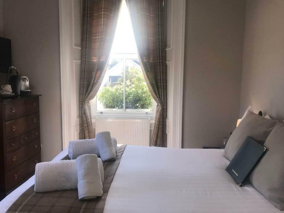Glenisla Hotel Blairgowrie and Rattray Экстерьер фото